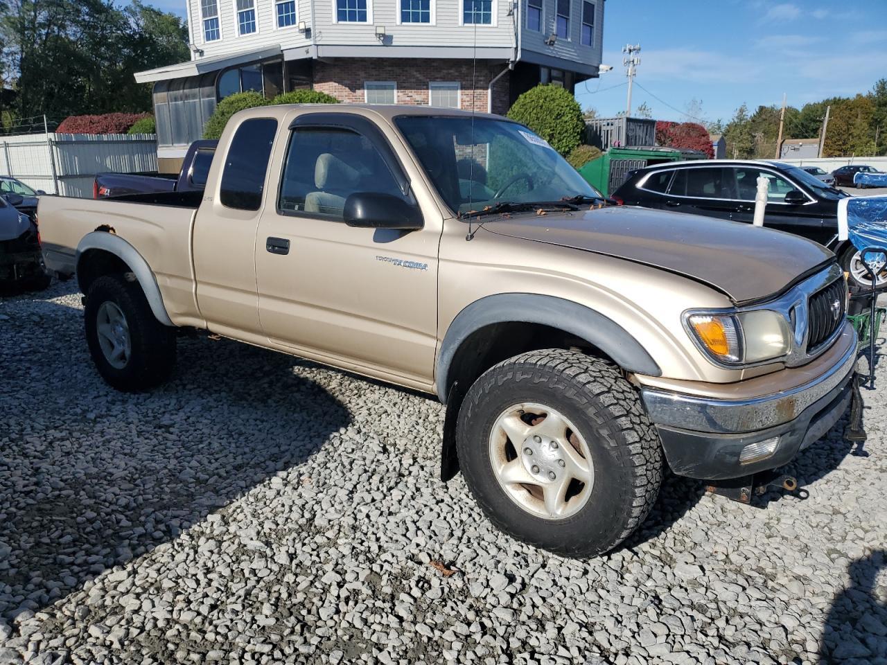 2002 Toyota Tacoma Xtracab - Image 4