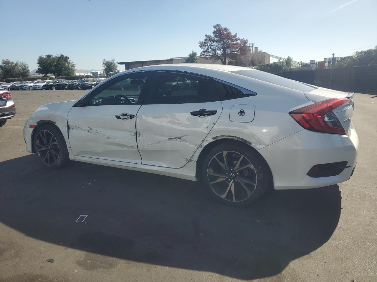 2019 Honda Civic Sport - Фото 2