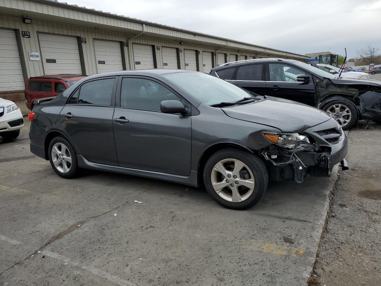 2013 Toyota Corolla Base - Фото 4