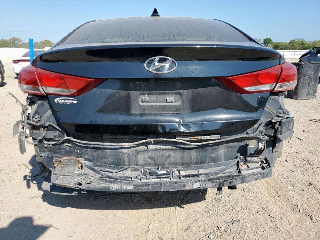 2018 Hyundai Elantra - Фото 6