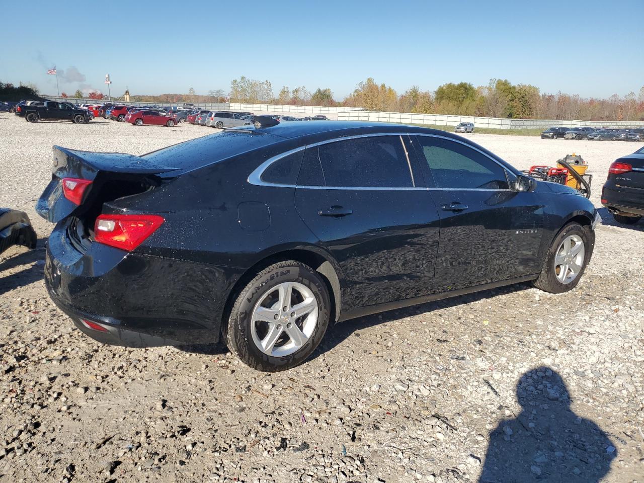 2020 Chevrolet Malibu Ls - Фото 3