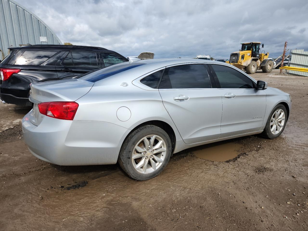 2017 Chevrolet Impala Lt - Image 3