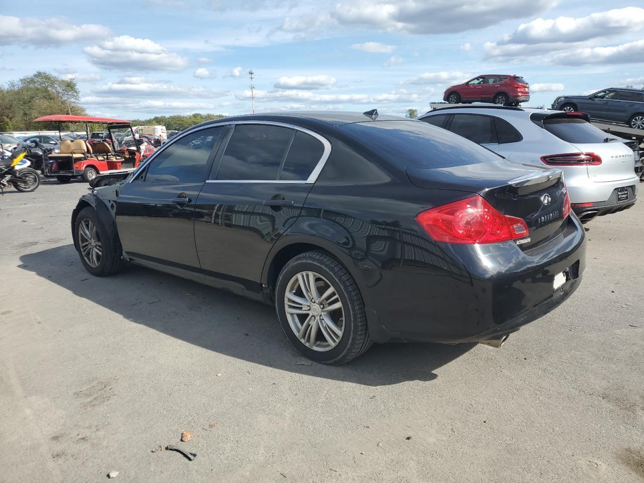 2011 Infiniti G25 - Image 2