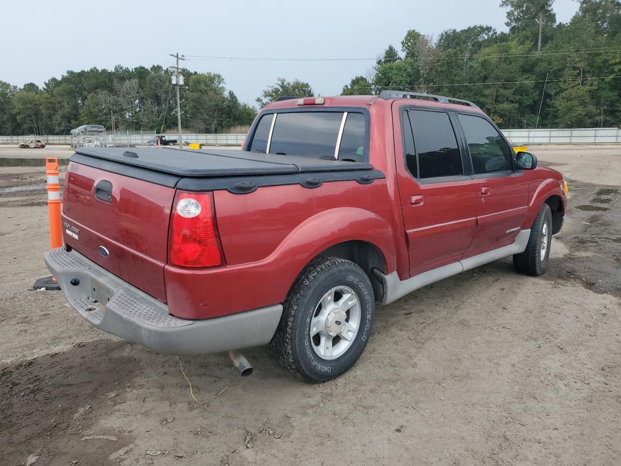 2002 Ford Explorer Sport Trac - Фото 3