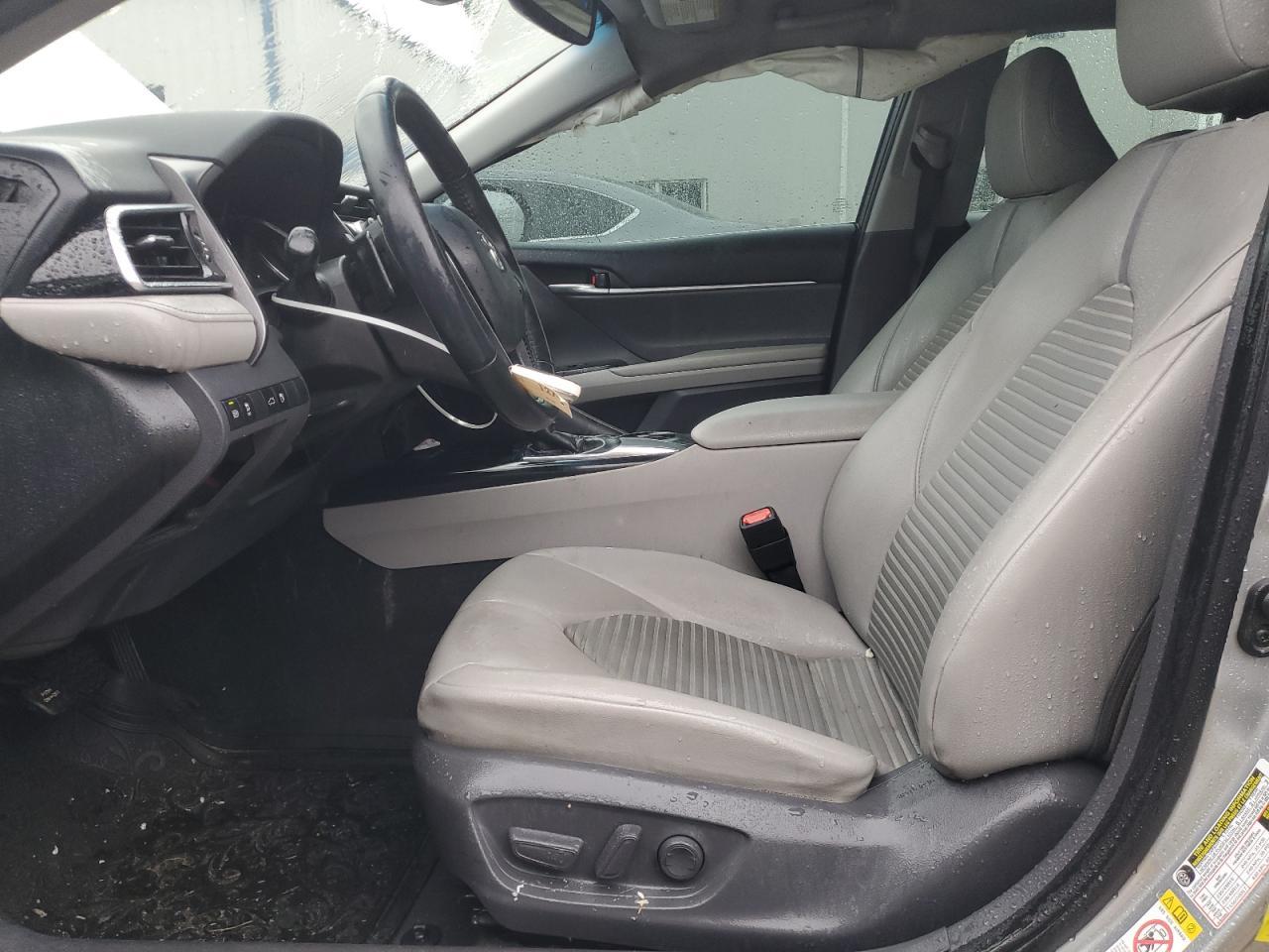 2018 Toyota Camry L - Фото 7