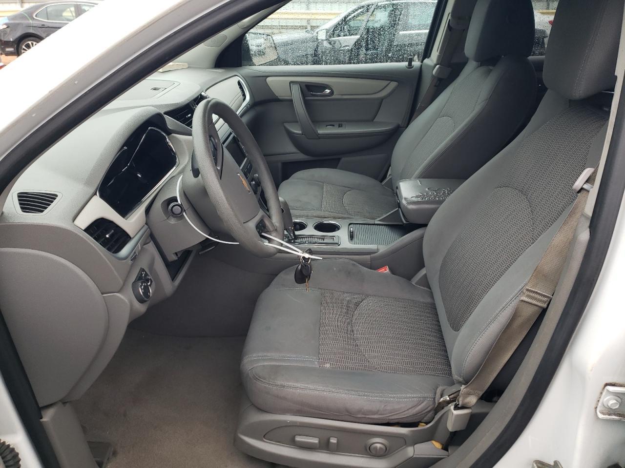 2017 Chevrolet Traverse Ls - Image 7