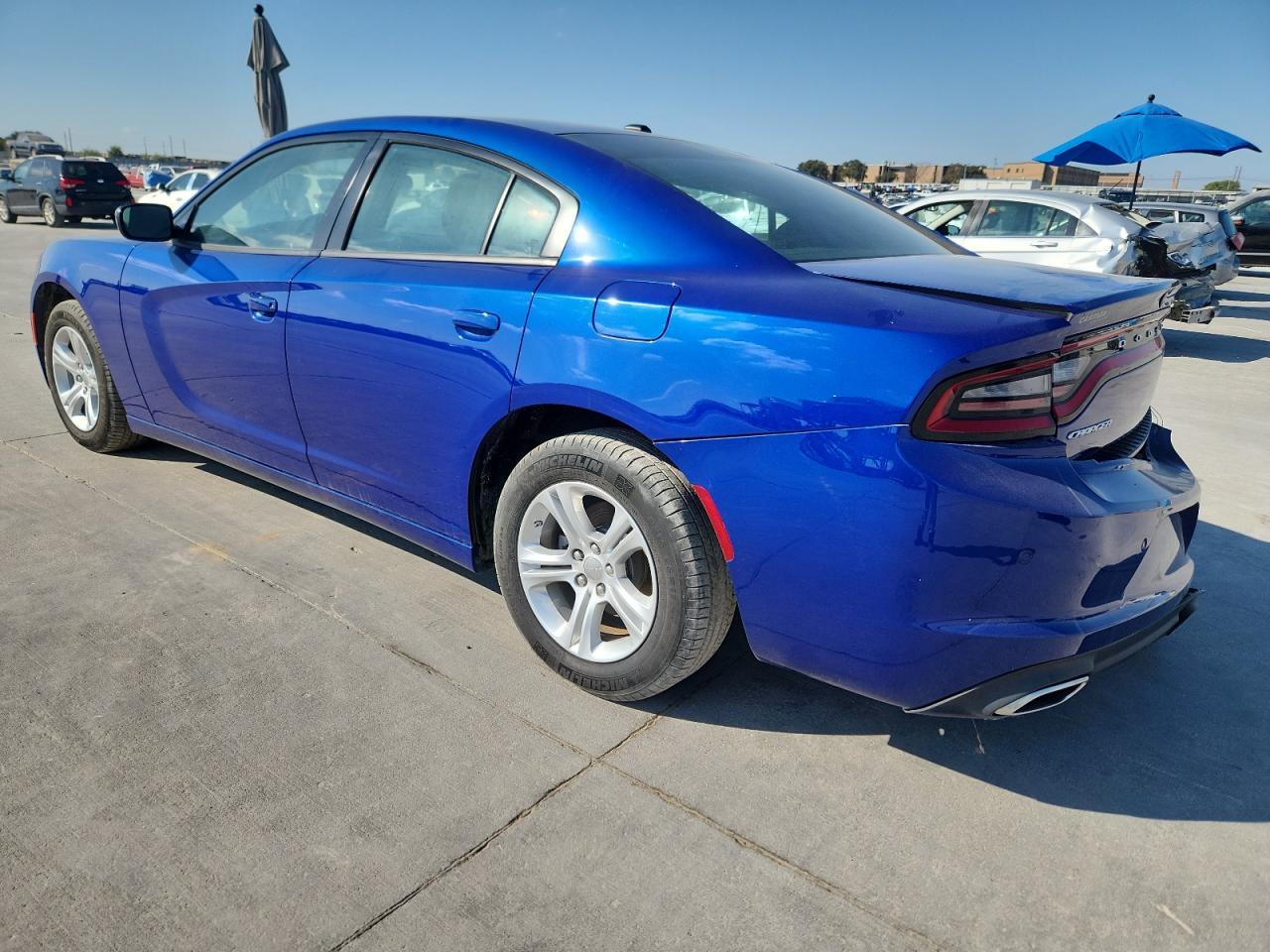 2022 Dodge Charger Sxt - Image 2