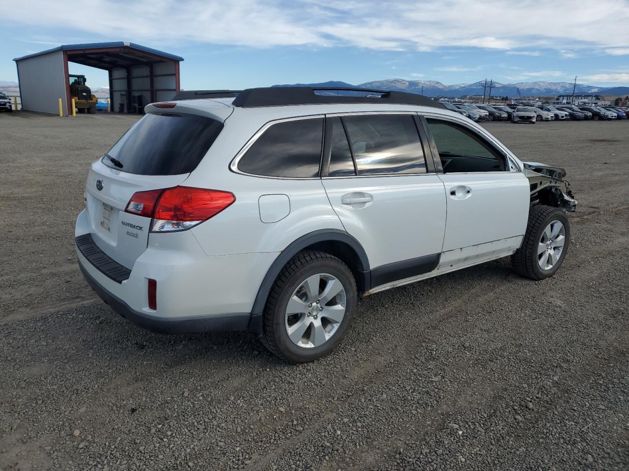 2012 Subaru Outback 2.5I Premium - Image 3
