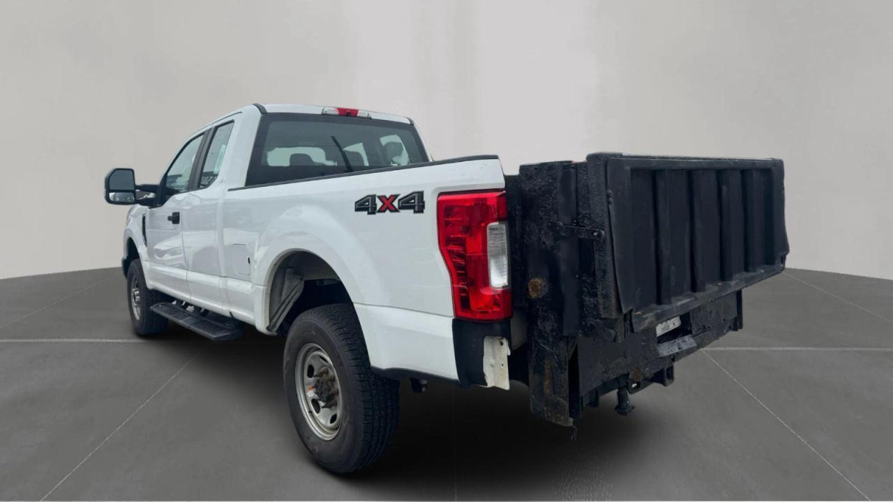 2017 Ford F250 Super Duty - Фото 3