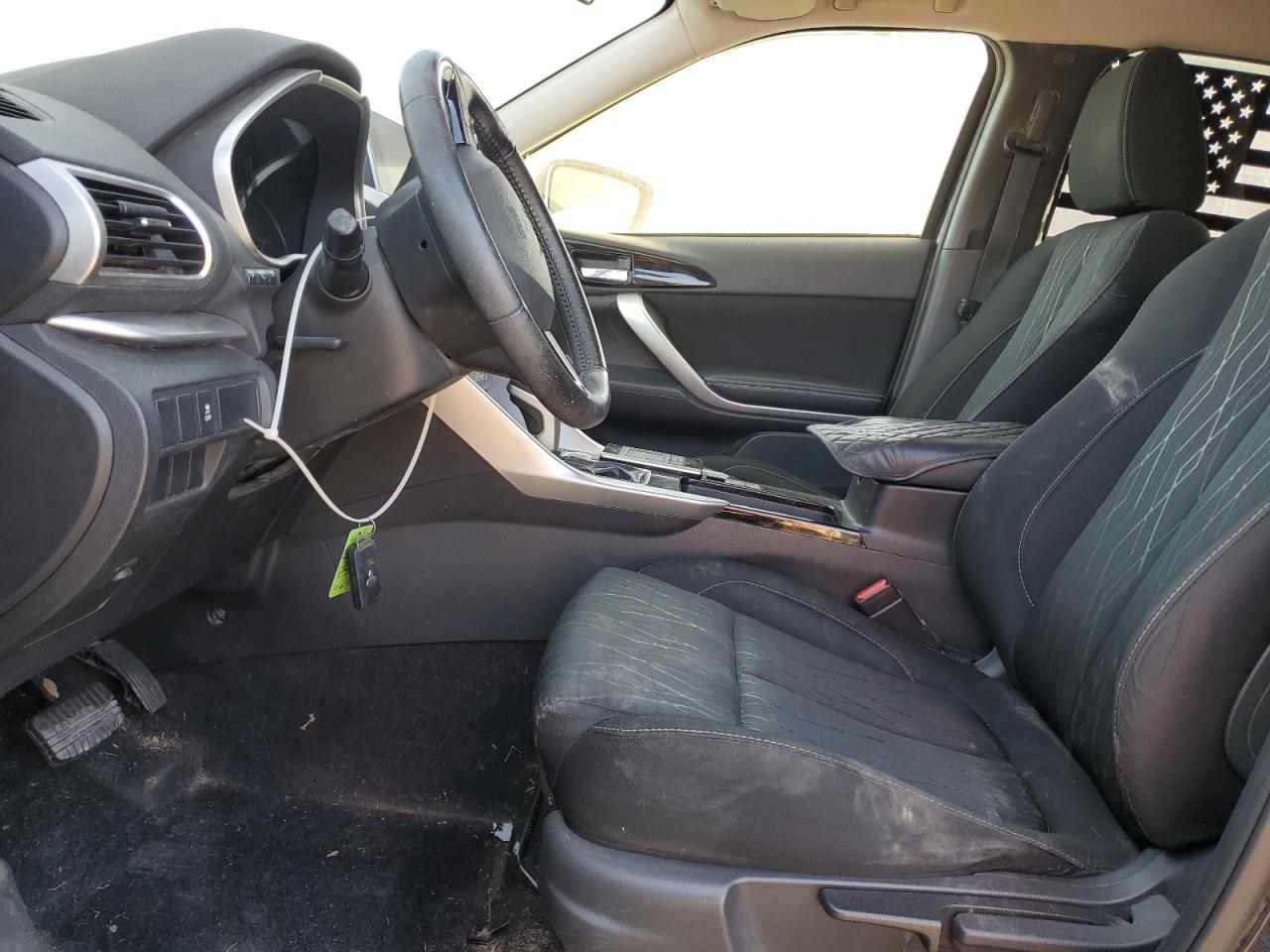 2018 Mitsubishi Eclipse Cross Se - Image 7