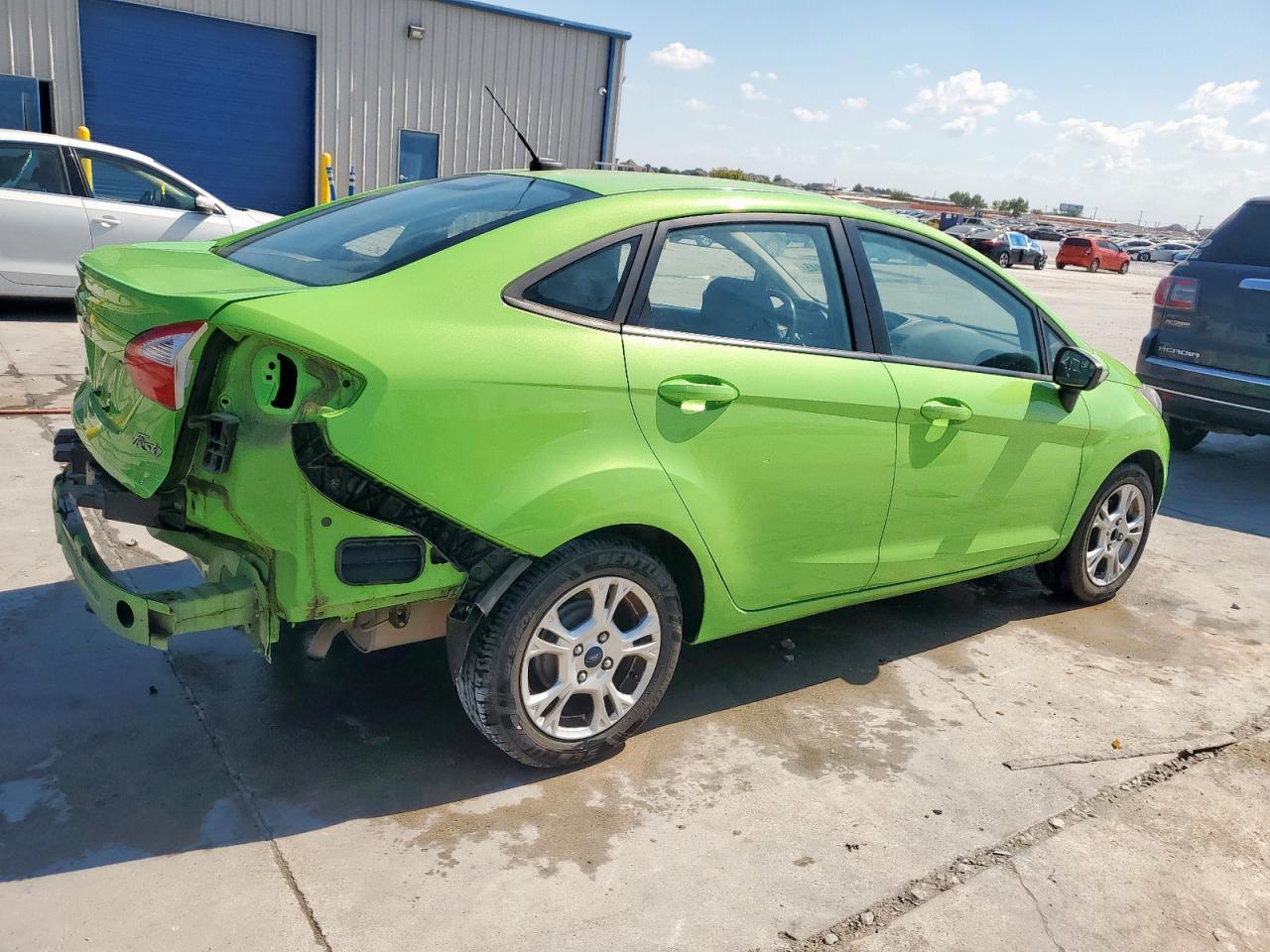 2014 Ford Fiesta Se - Фото 3