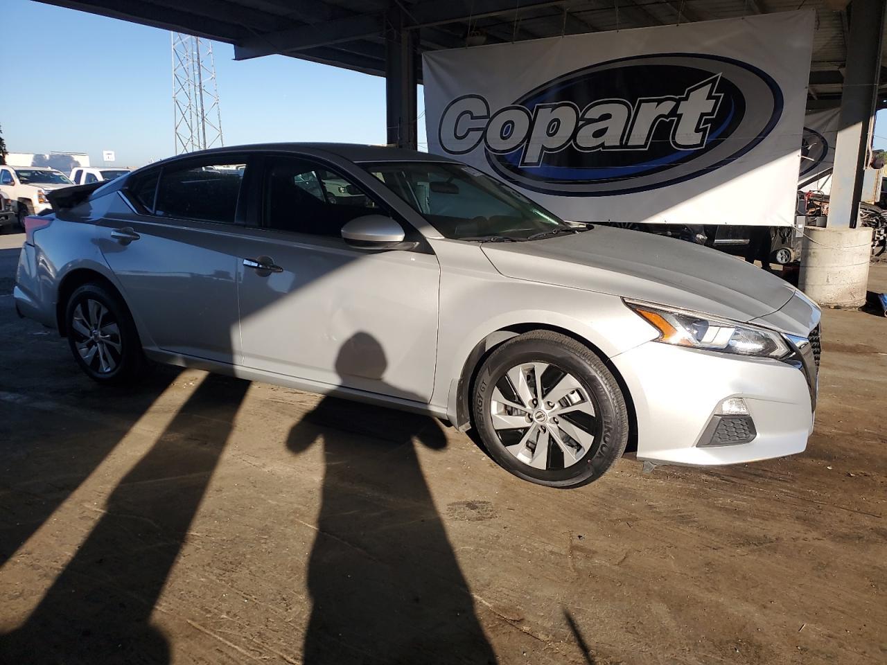 2020 Nissan Altima S - Фото 4