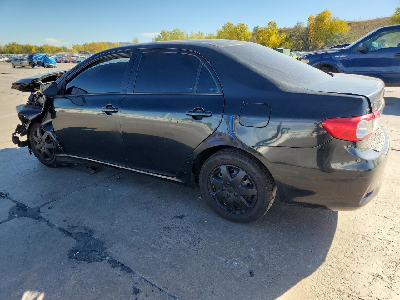 2013 Toyota Corolla Base - Фото 2