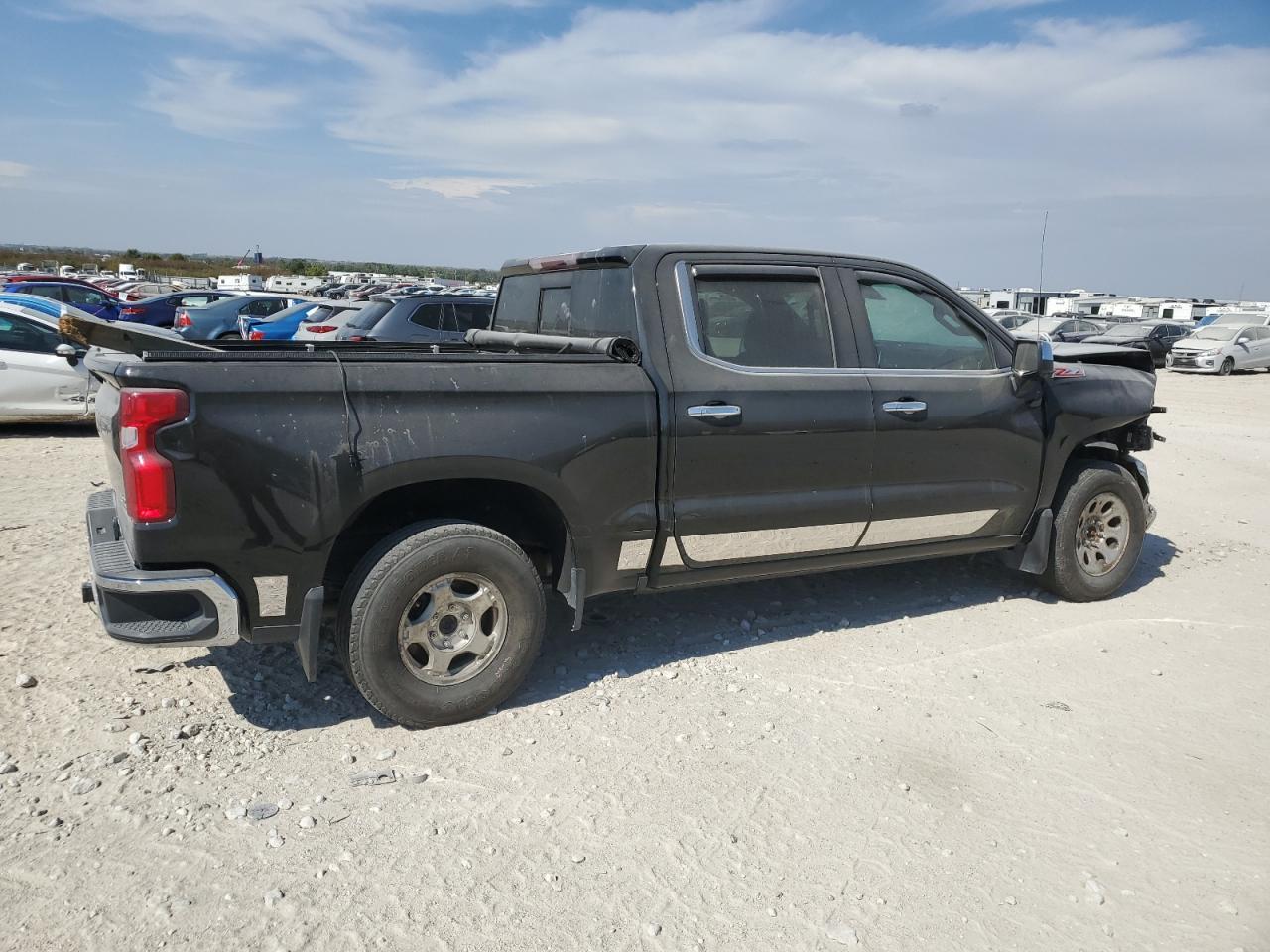 2019 Chevrolet Silverado K1500 Ltz - Image 3