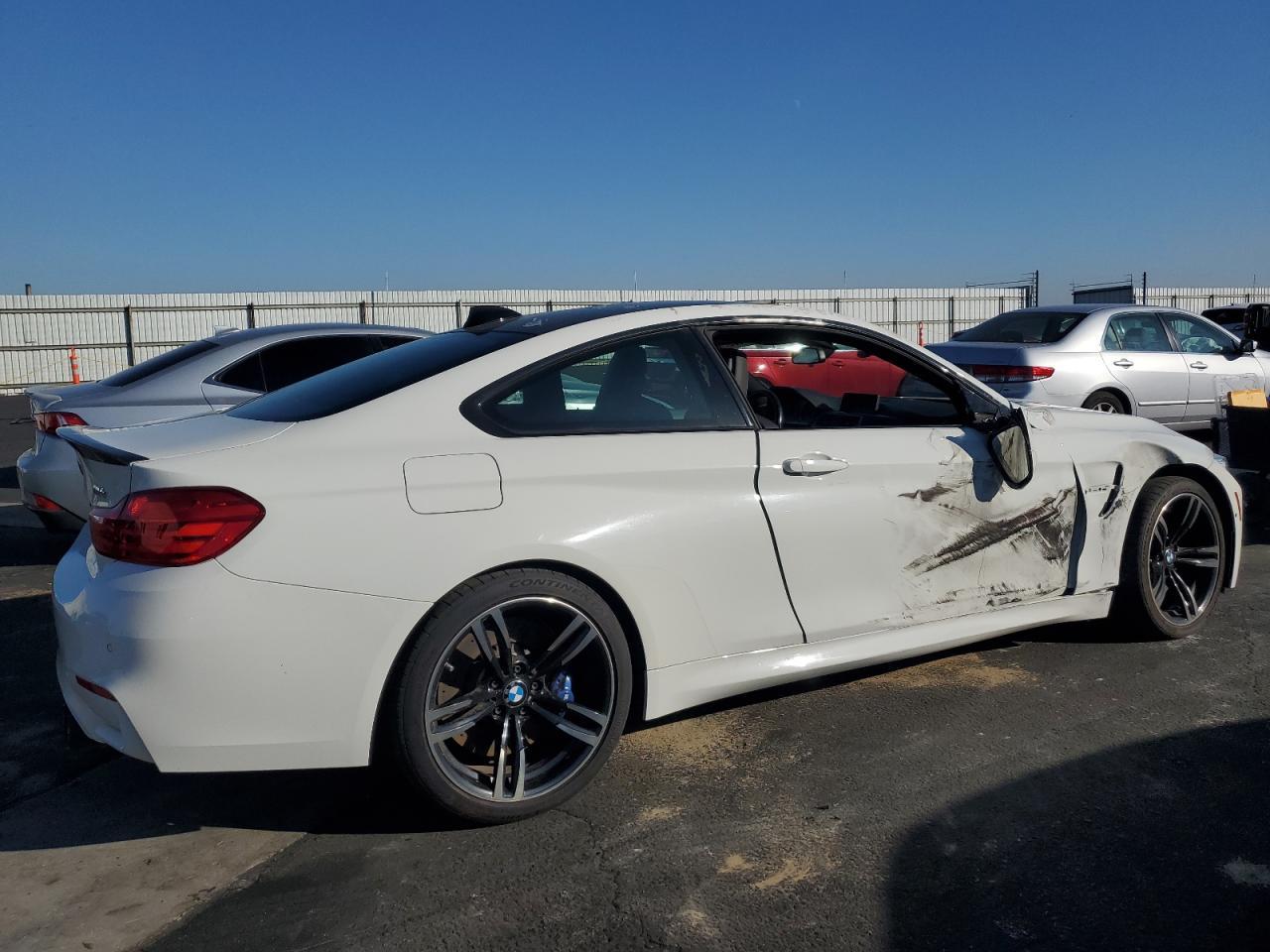 2016 BMW M4 - Image 3