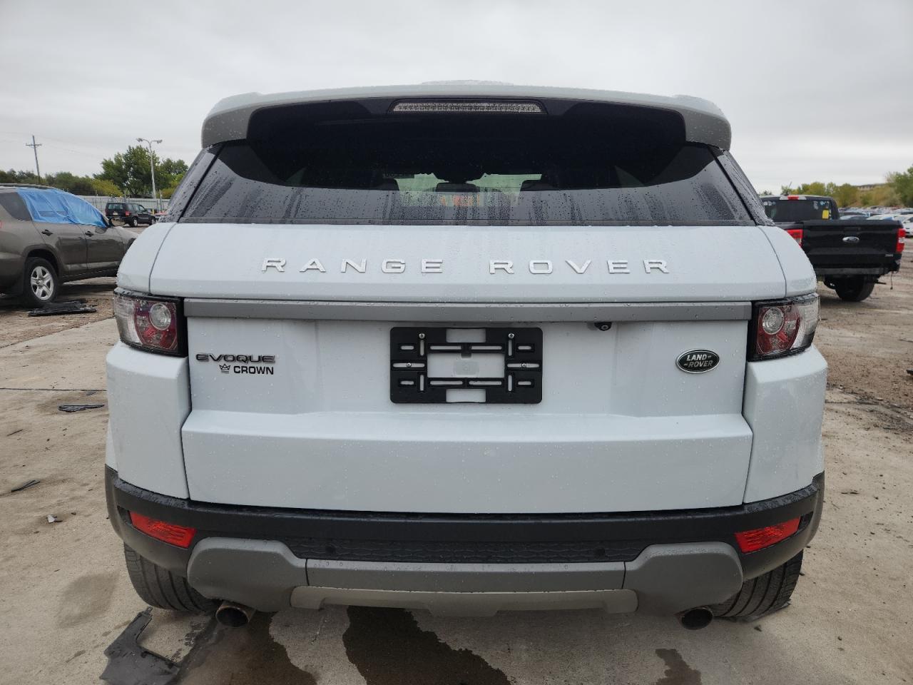 2015 Land Rover Range Rover Evoque Pure Premium - Image 6