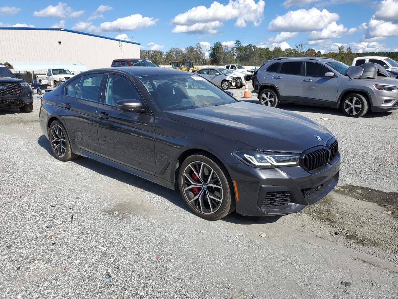 2022 BMW 540 Xi - Фото 4