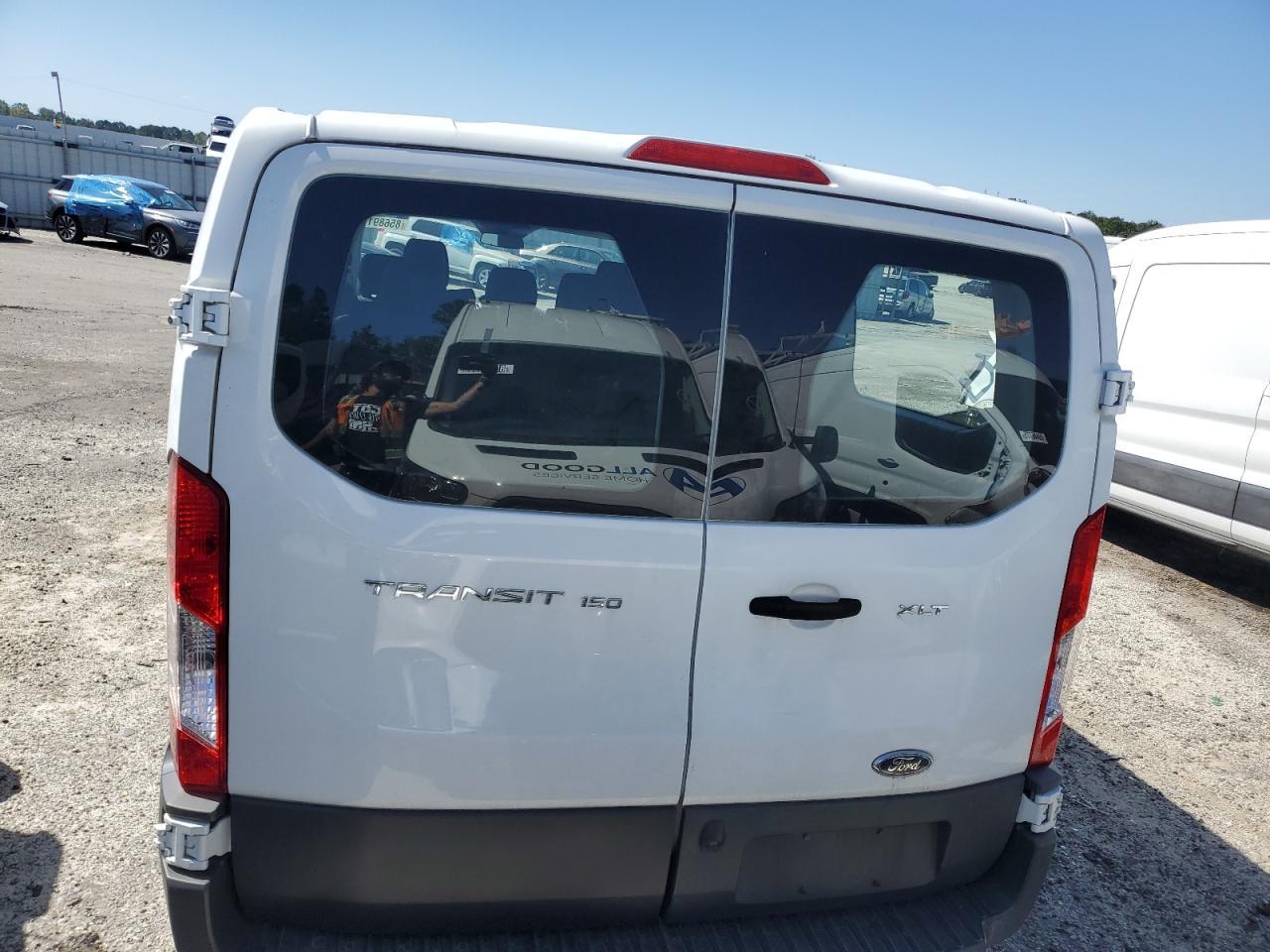 2017 Ford Transit T-150 - Image 6