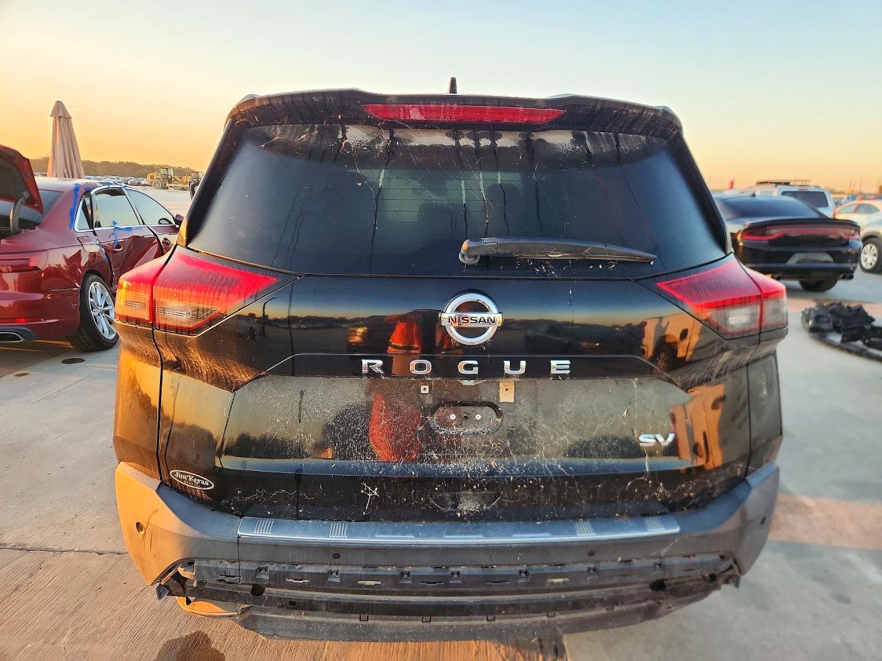2021 Nissan Rogue Sv - Image 6