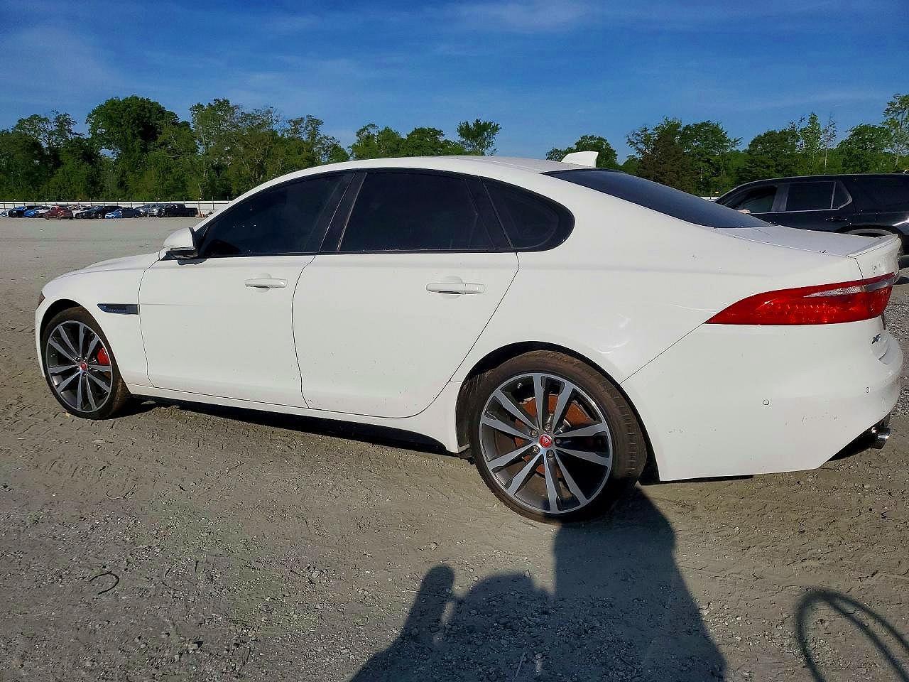 2018 Jaguar Xf S - Image 2