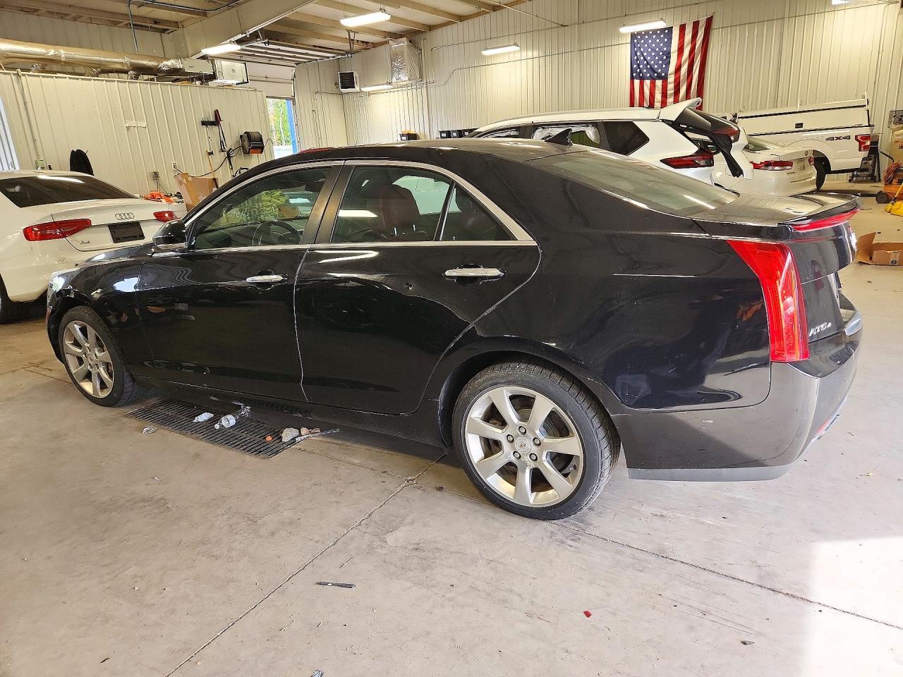 2014 Cadillac Ats Luxury - Image 2