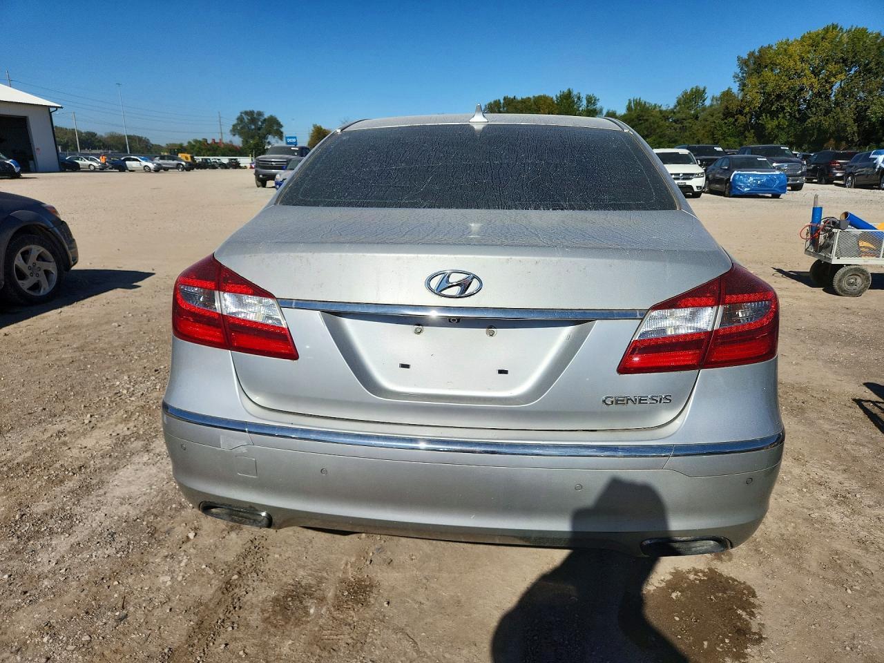 2012 Hyundai Genesis 3.8L - Фото 6
