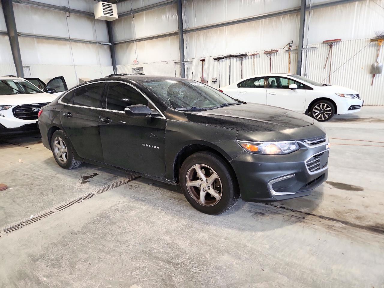 2017 Chevrolet Malibu Lt - Image 4