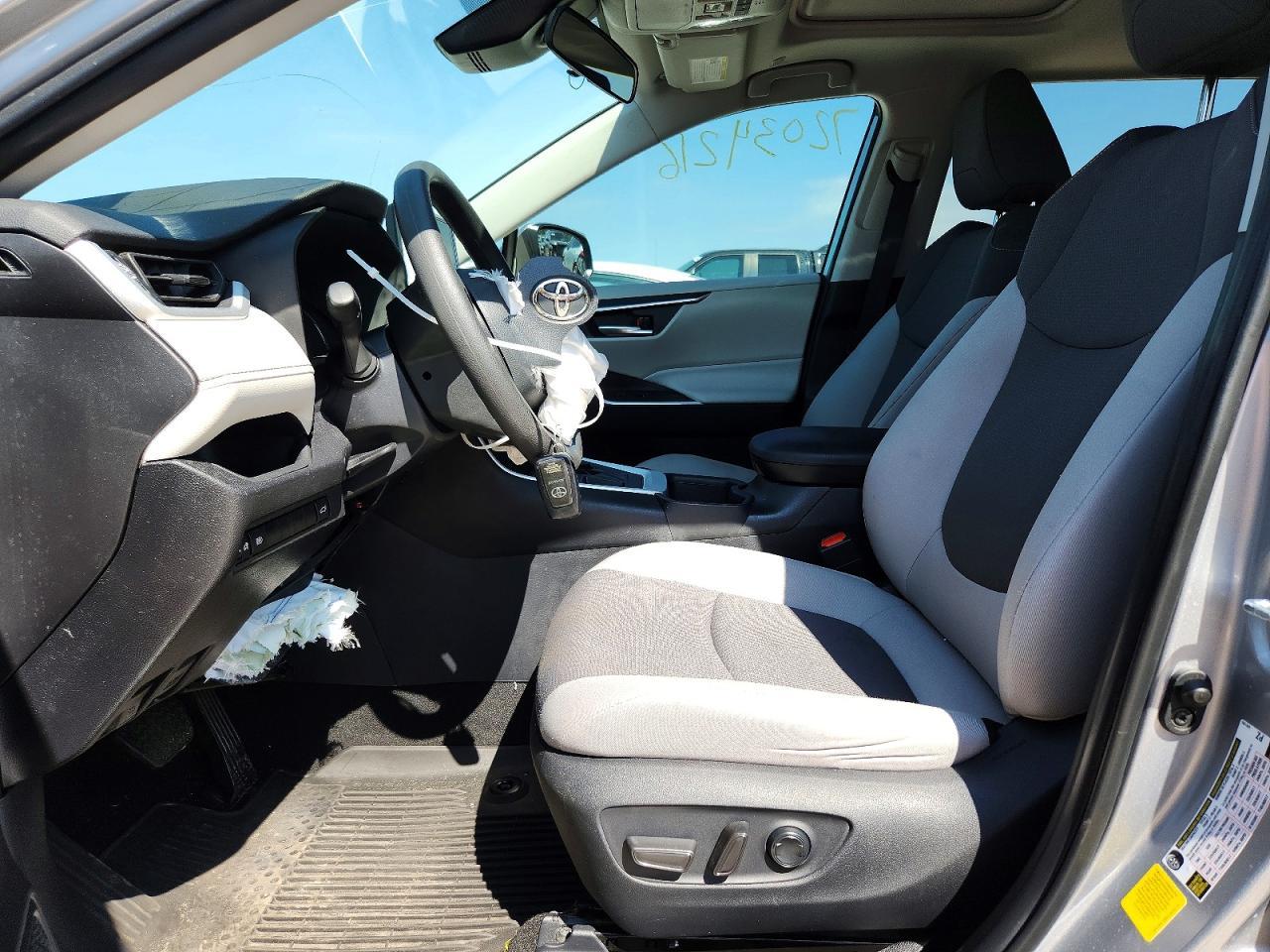 2024 Toyota Rav4 Xle - Фото 7