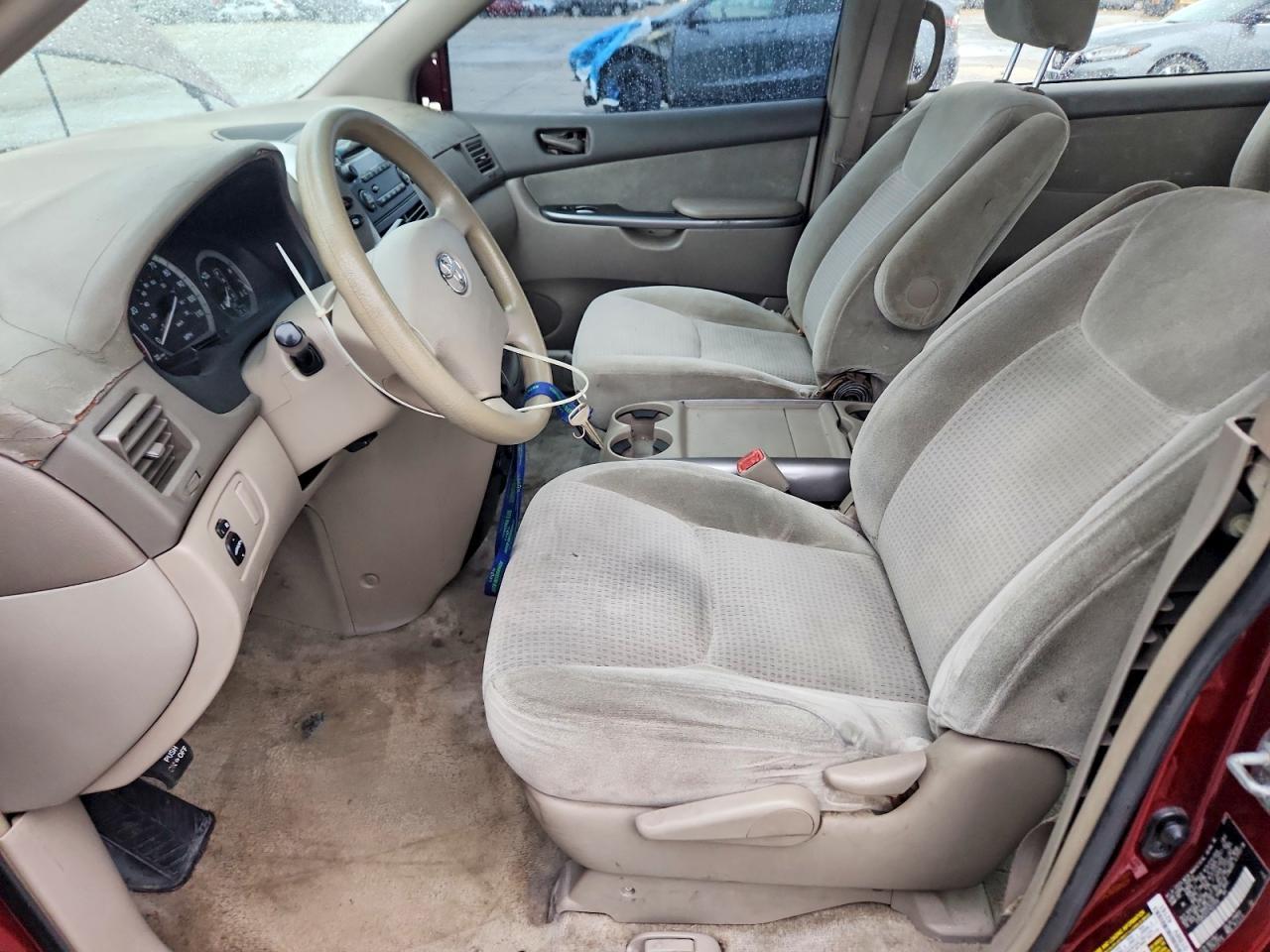 2007 Toyota Sienna Ce 8-Passenger - Фото 7