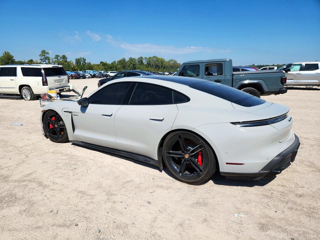 2025 Porsche Taycan Gts - Image 2