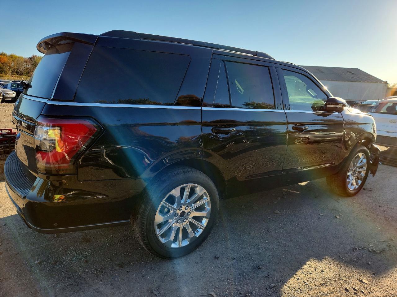 2021 Ford Expedition Limited - Фото 3