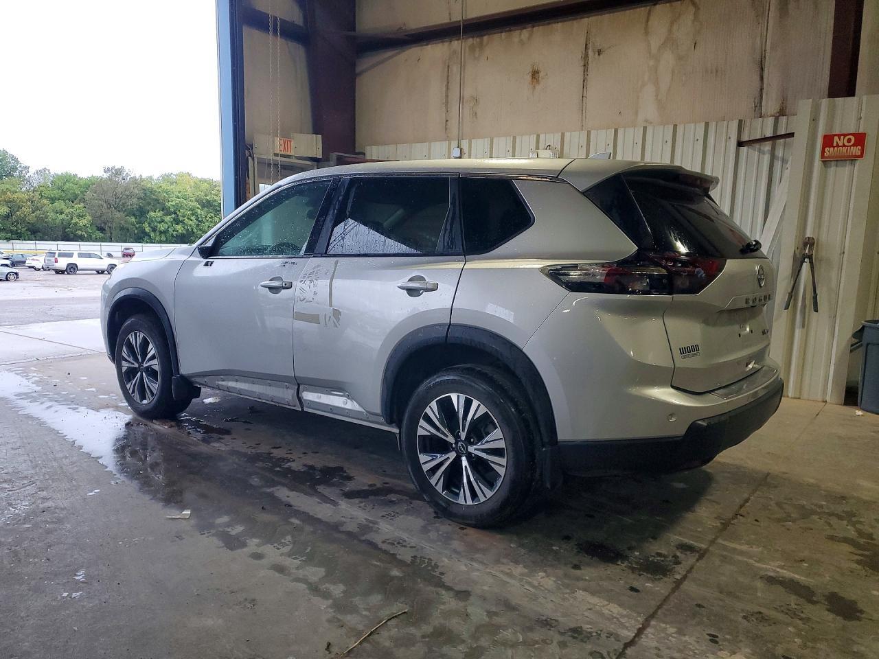 2024 Nissan Rogue Sv - Фото 2