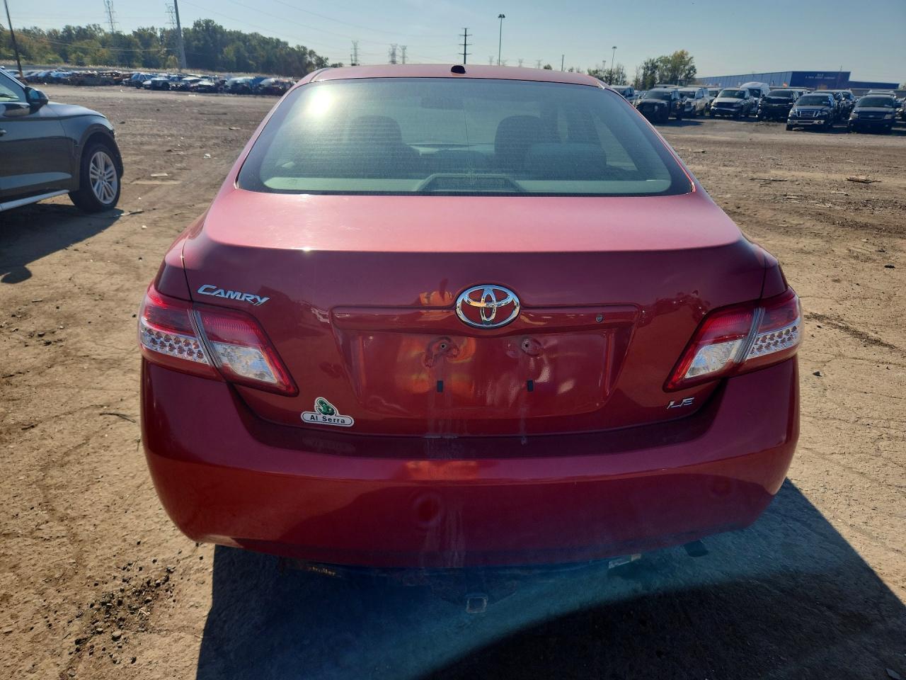 2011 Toyota Camry Le - Фото 6