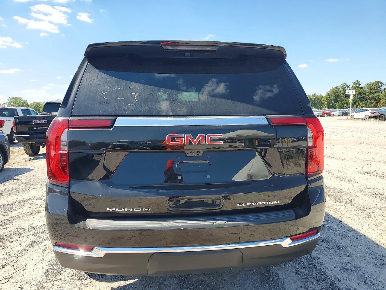 2026 GMC Yukon Elevation - Фото 6