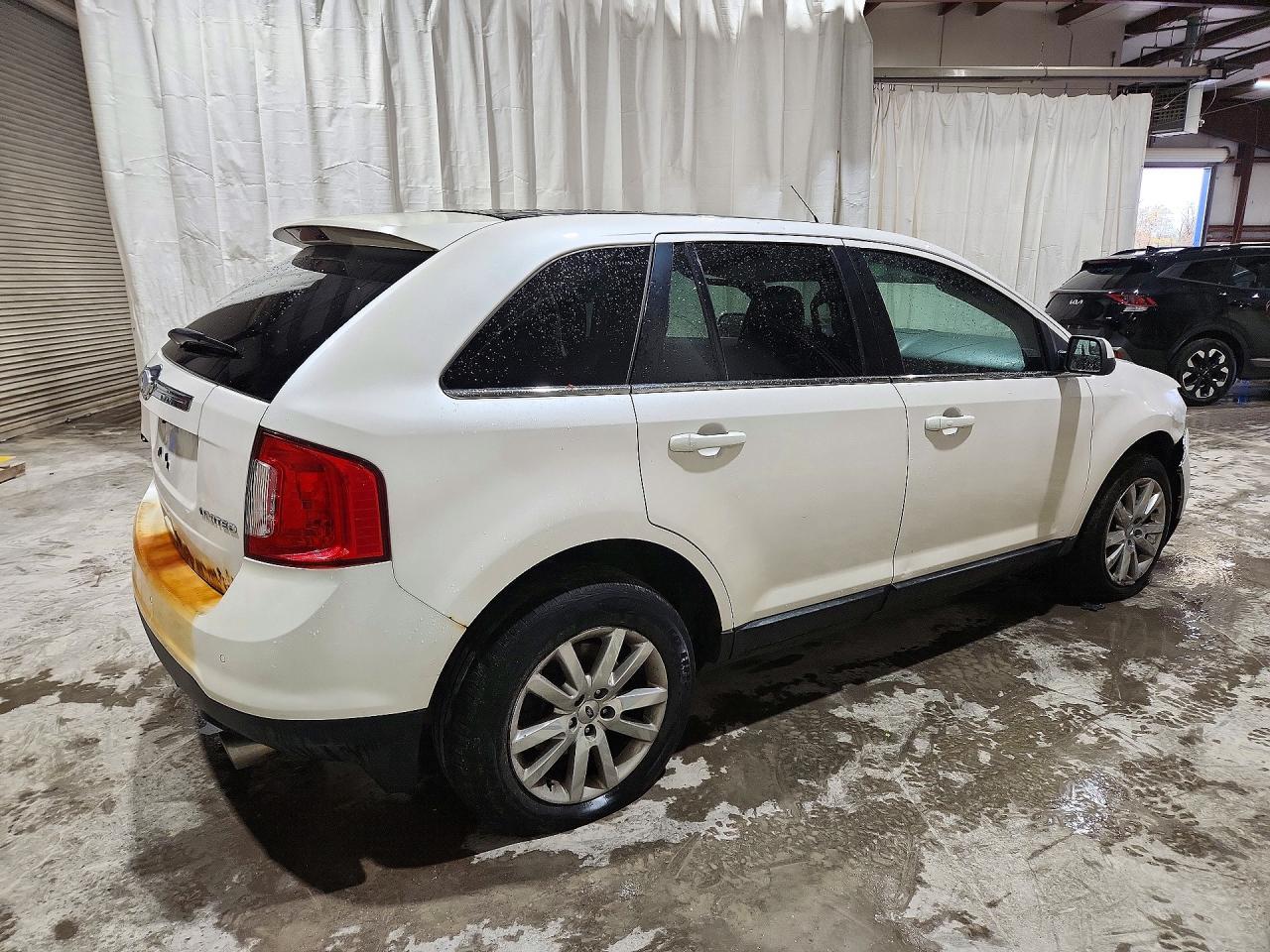 2011 Ford Edge Limited - Image 3