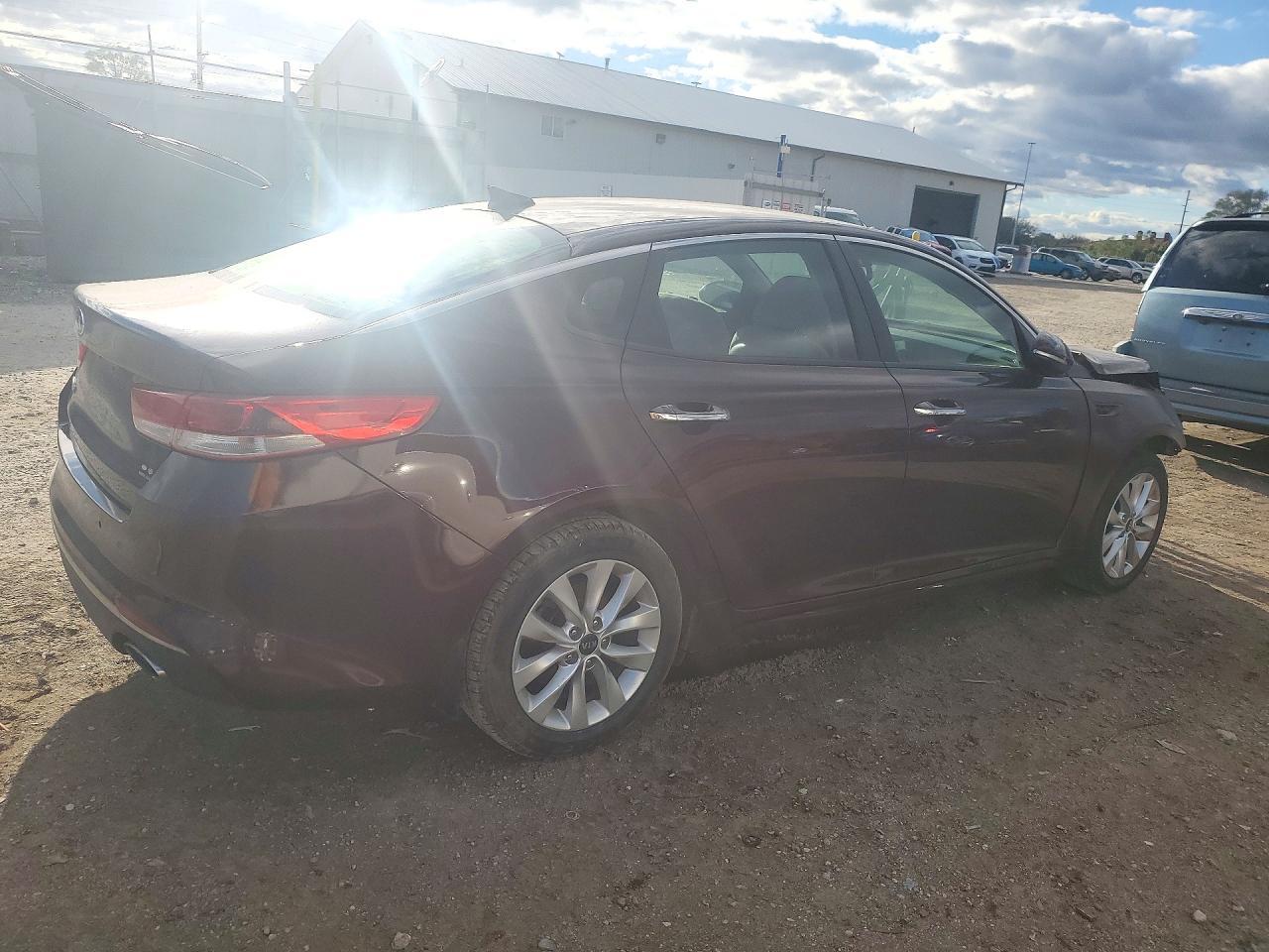2018 Kia Optima Lx - Фото 3