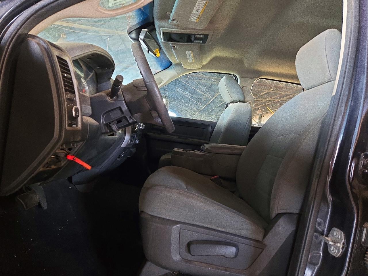 2015 Ram 1500 St - Image 7