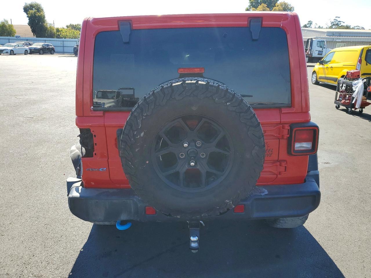 2024 Jeep Wrangler 4Xe - Image 6