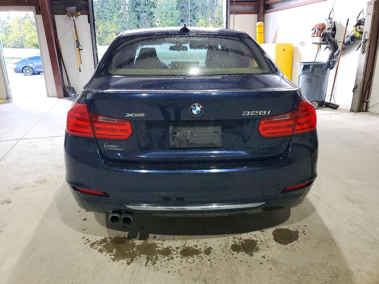 2013 BMW 328 Xi - Image 6