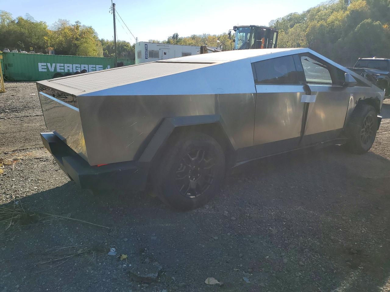 2024 Tesla Cybertruck - Фото 3