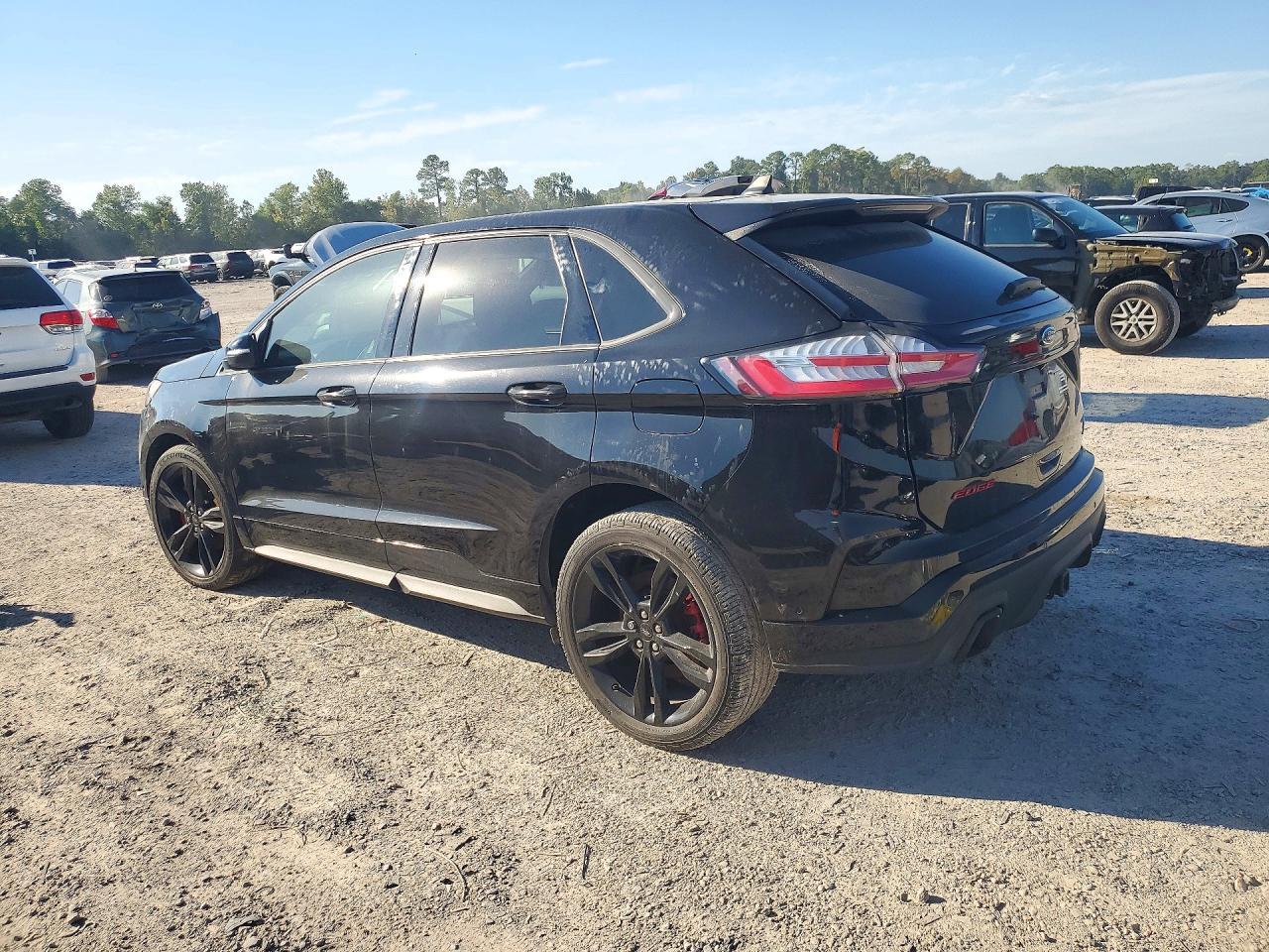 2020 Ford Edge St - Фото 2