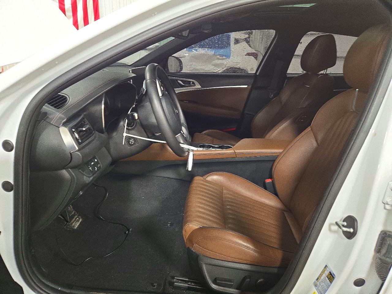 2021 Genesis G70 Elite - Фото 7