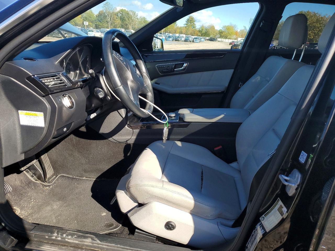 2011 Mercedes-Benz E 350 4Matic - Image 7
