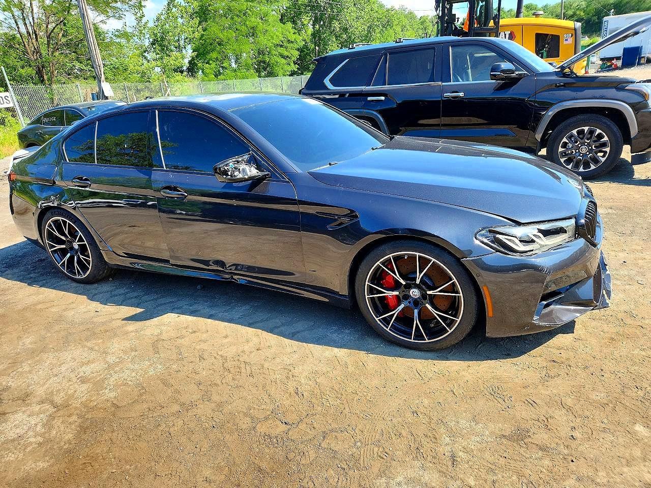 2023 BMW M5 - Фото 4