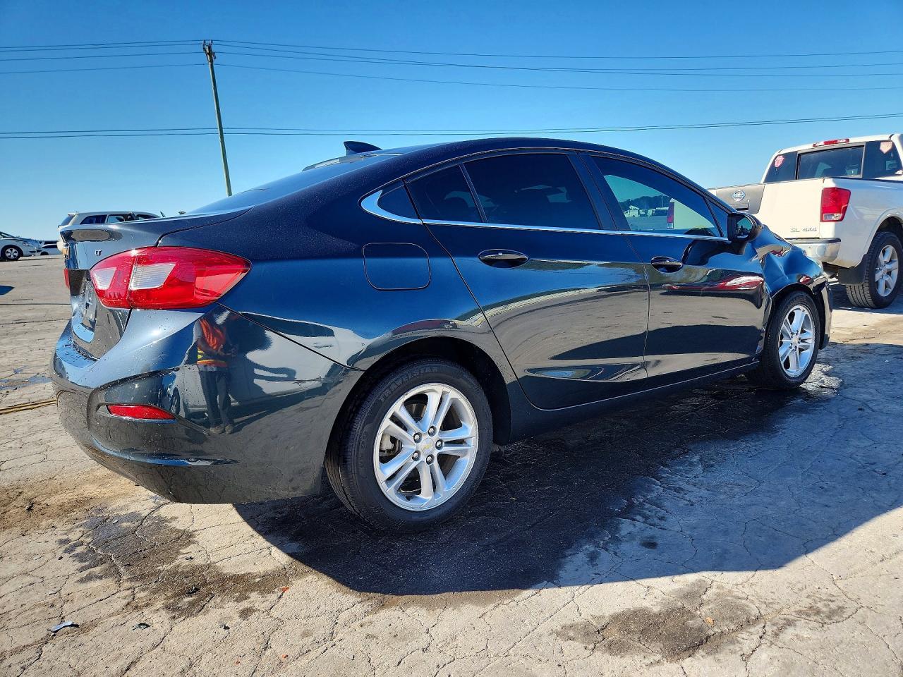 2018 Chevrolet Cruze Lt - Image 3