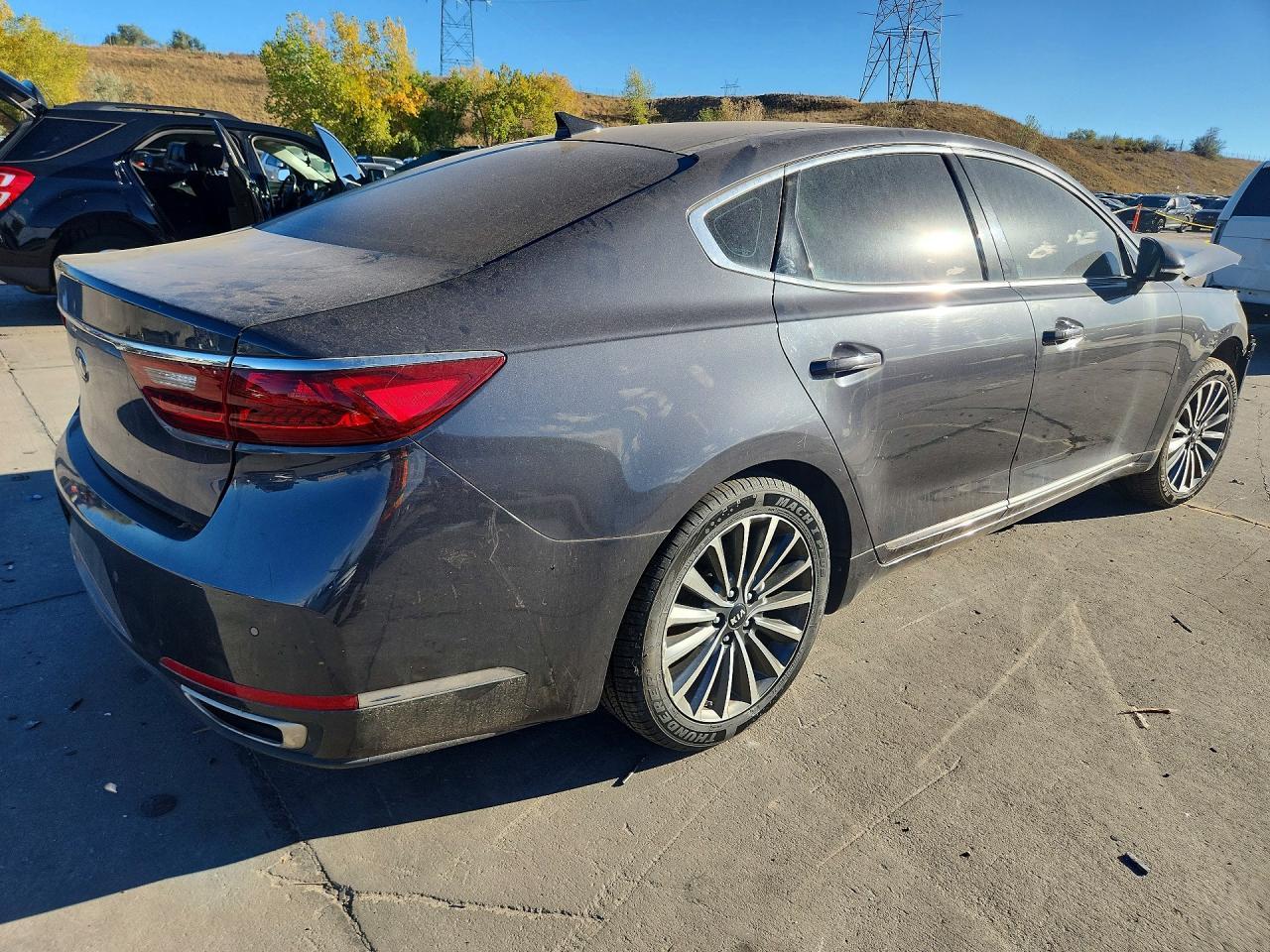 2018 Kia Cadenza Premium - Фото 3