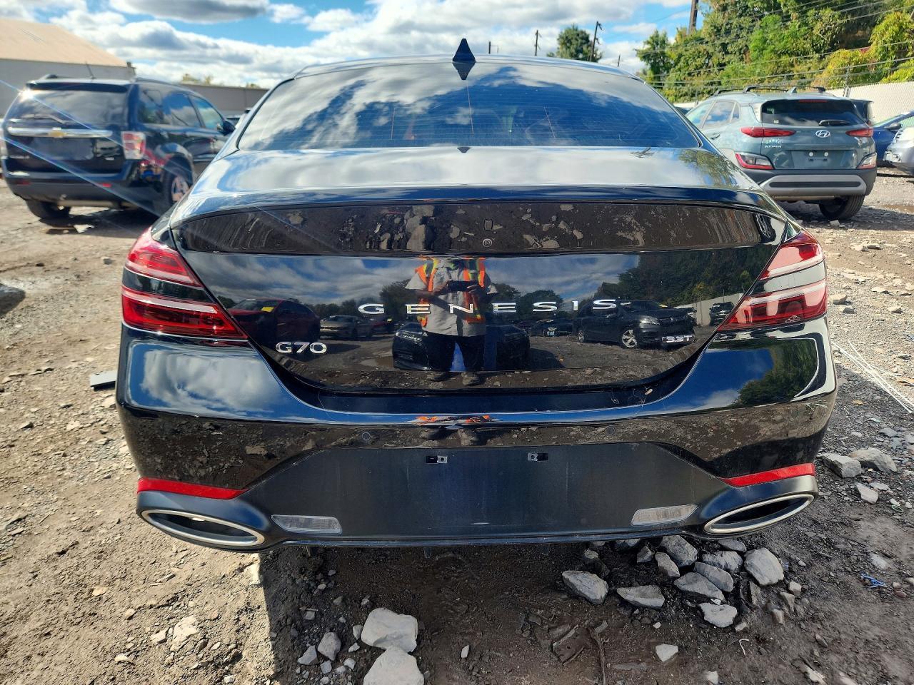 2022 Genesis G70 Base - Фото 6