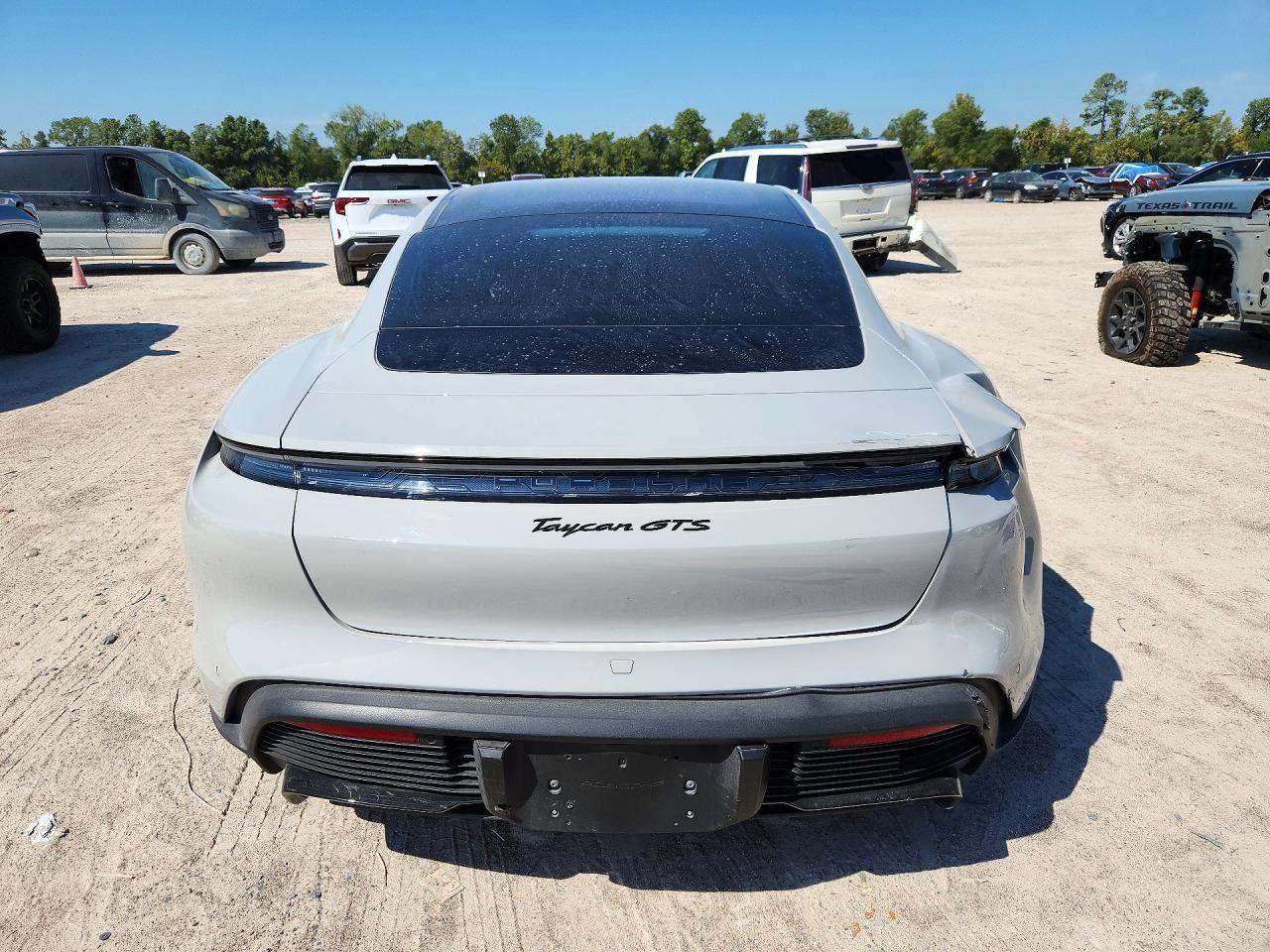 2025 Porsche Taycan Gts - Image 6