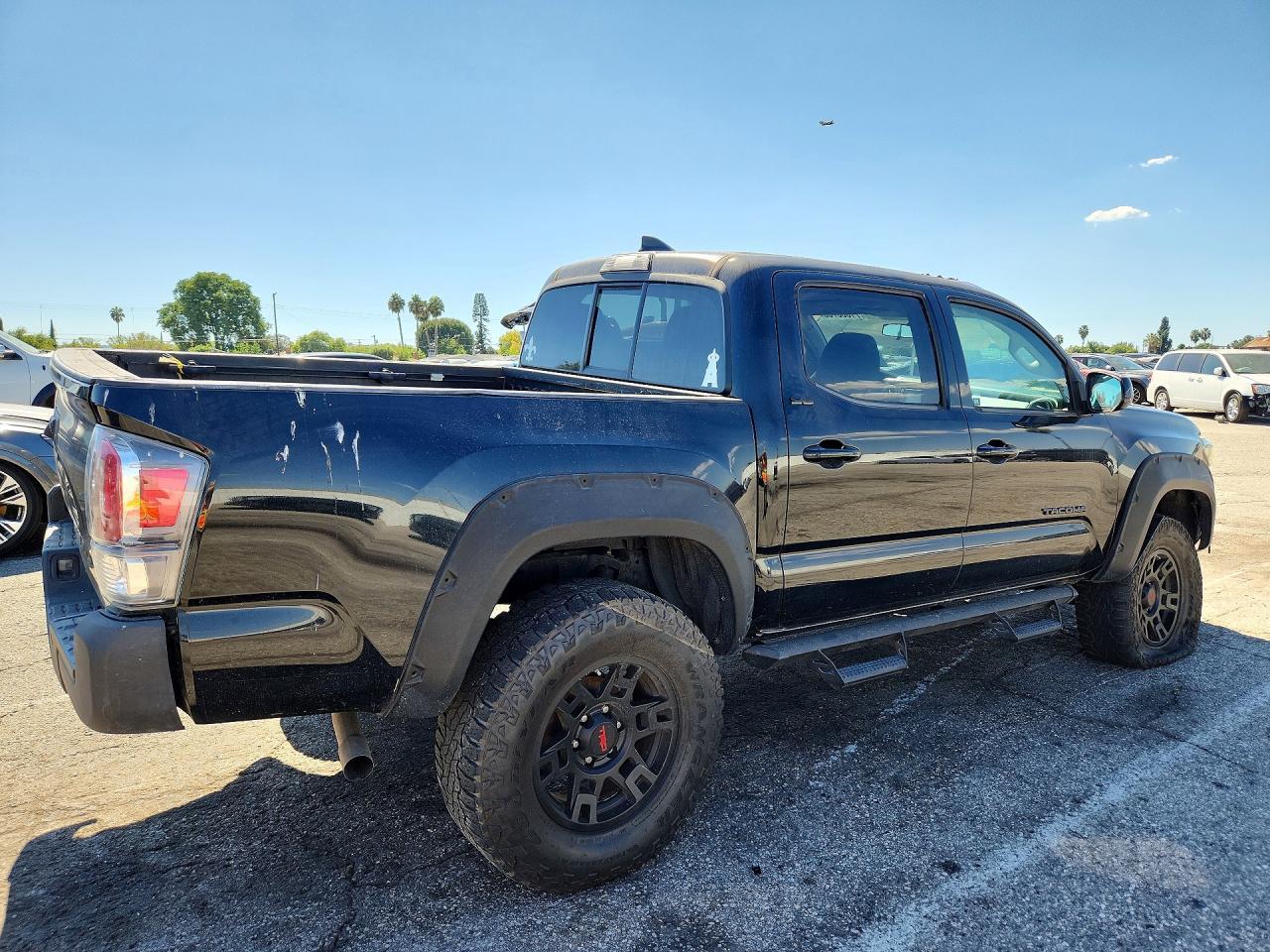 2019 Toyota Tacoma Sr5 - Image 3