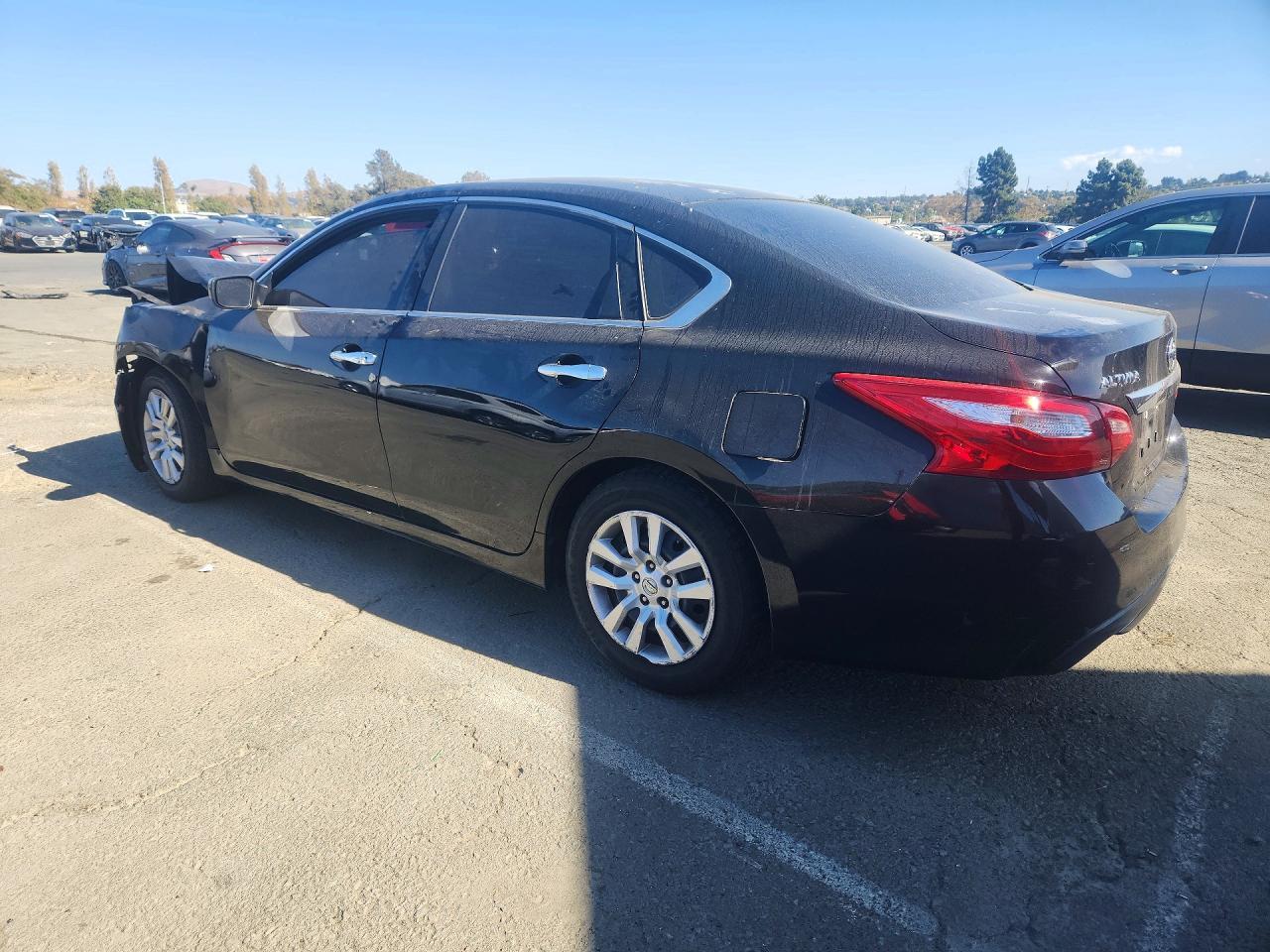 2016 Nissan Altima 2.5 S - Image 2